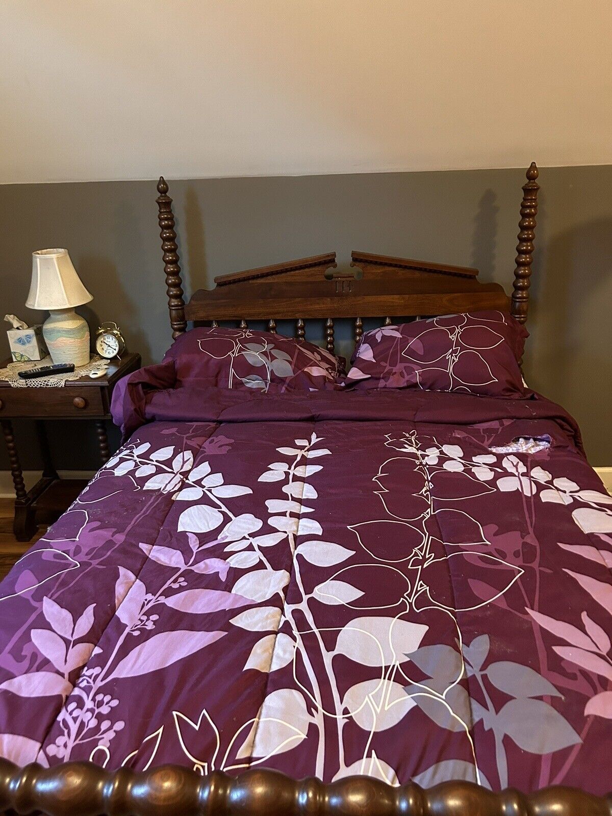 Antique Mahogany Bedroom Suit. Full Size Frame, Mirrored Dresser,