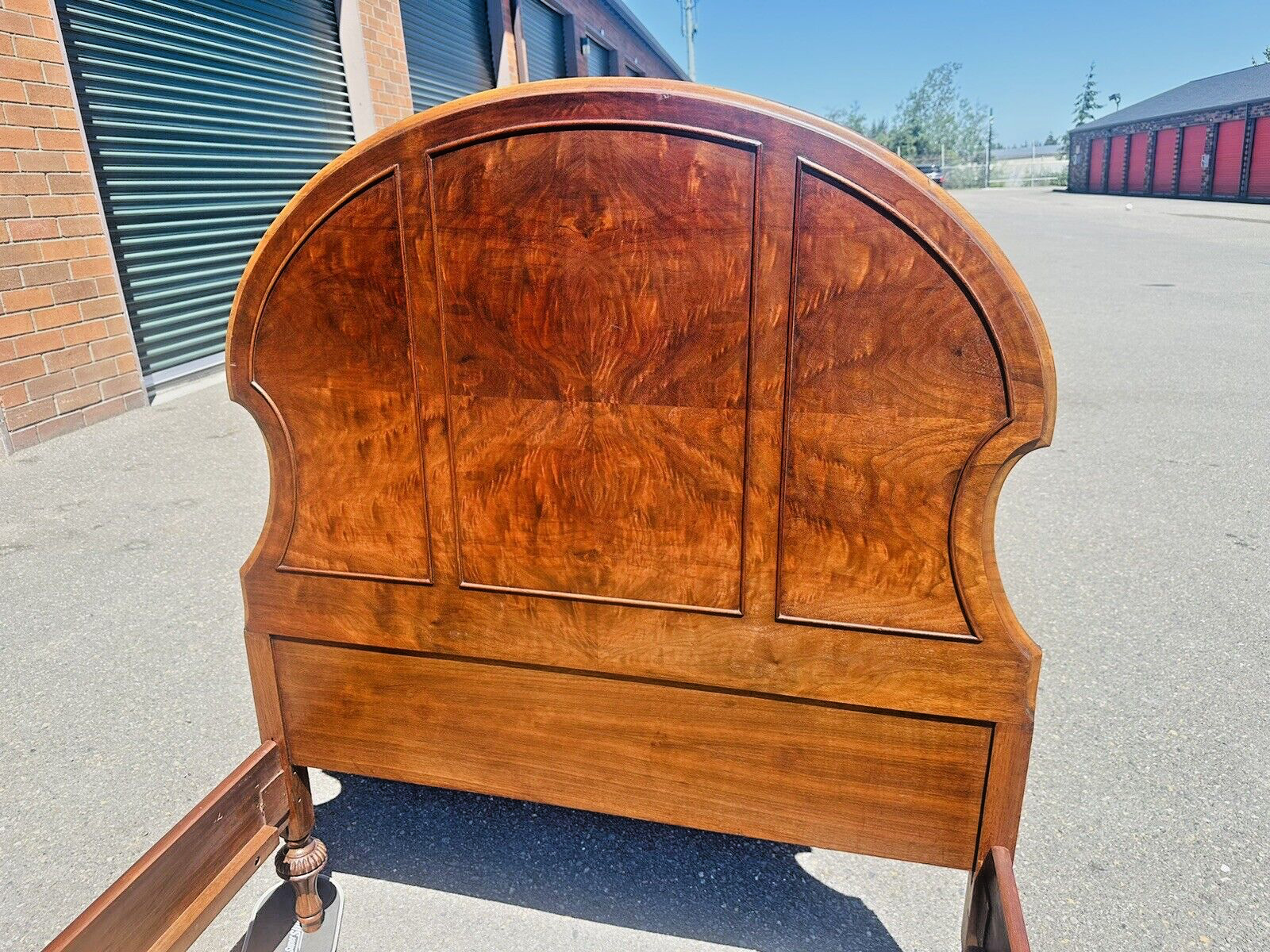 Beautiful Antique 1900's Solid Mahogany Chippendale Style Twin Size Bed
