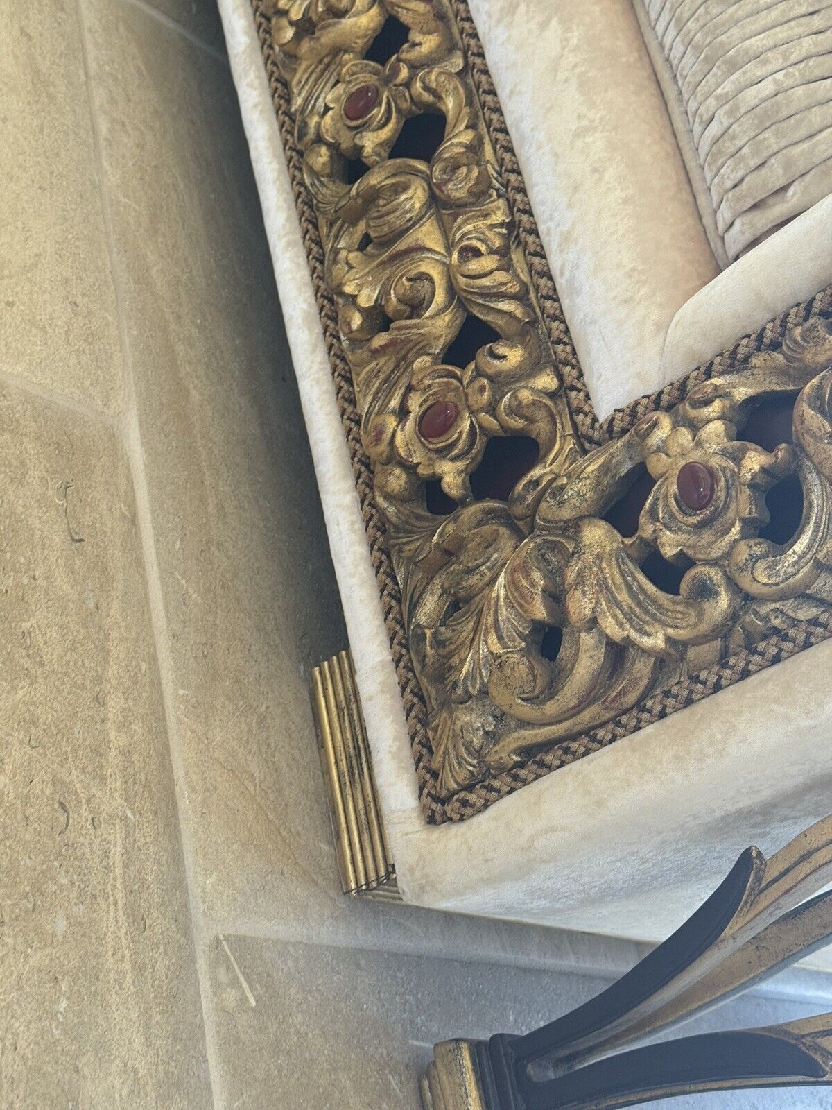 🦚 HiEnd 18th Century Rococo Style Italian Lush Velvet Hand Crafted Sofa Couch