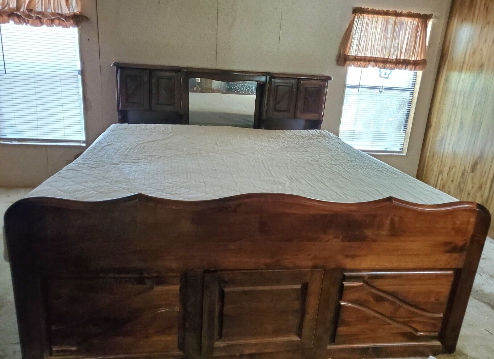 antique solid wood bedroom furniture