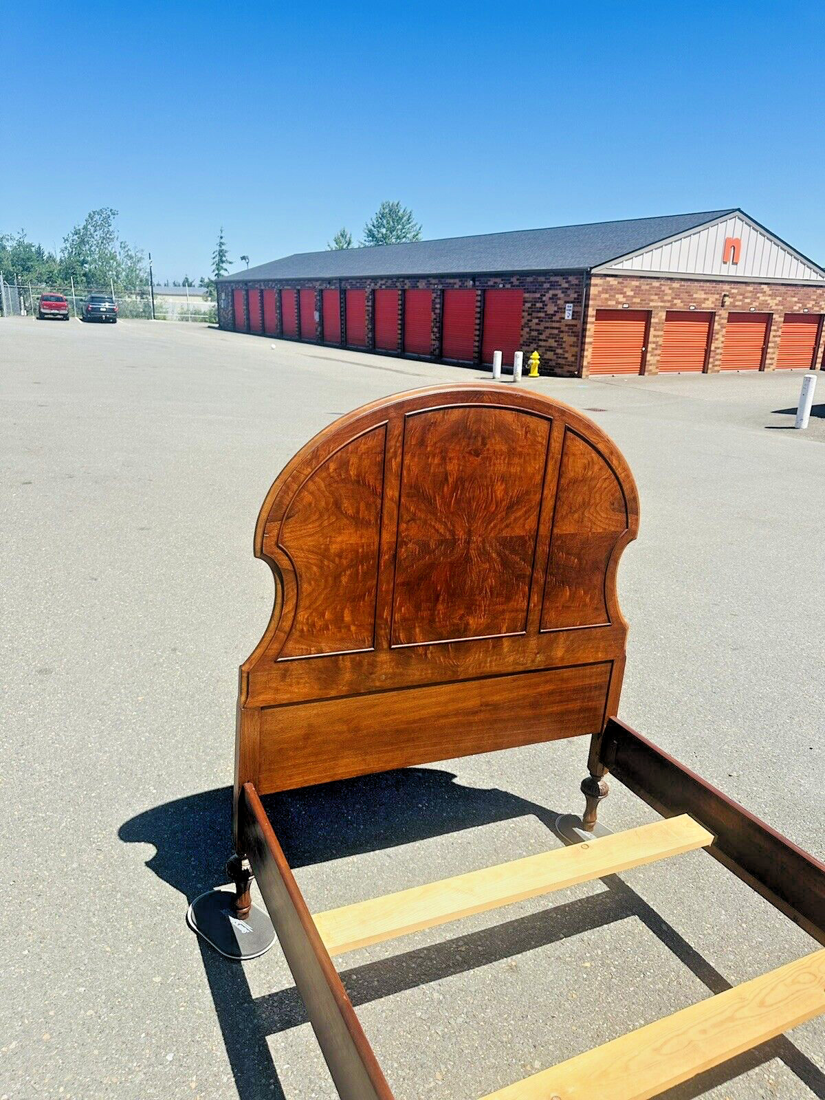 Beautiful Antique 1900's Solid Mahogany Chippendale Style Twin Size Bed