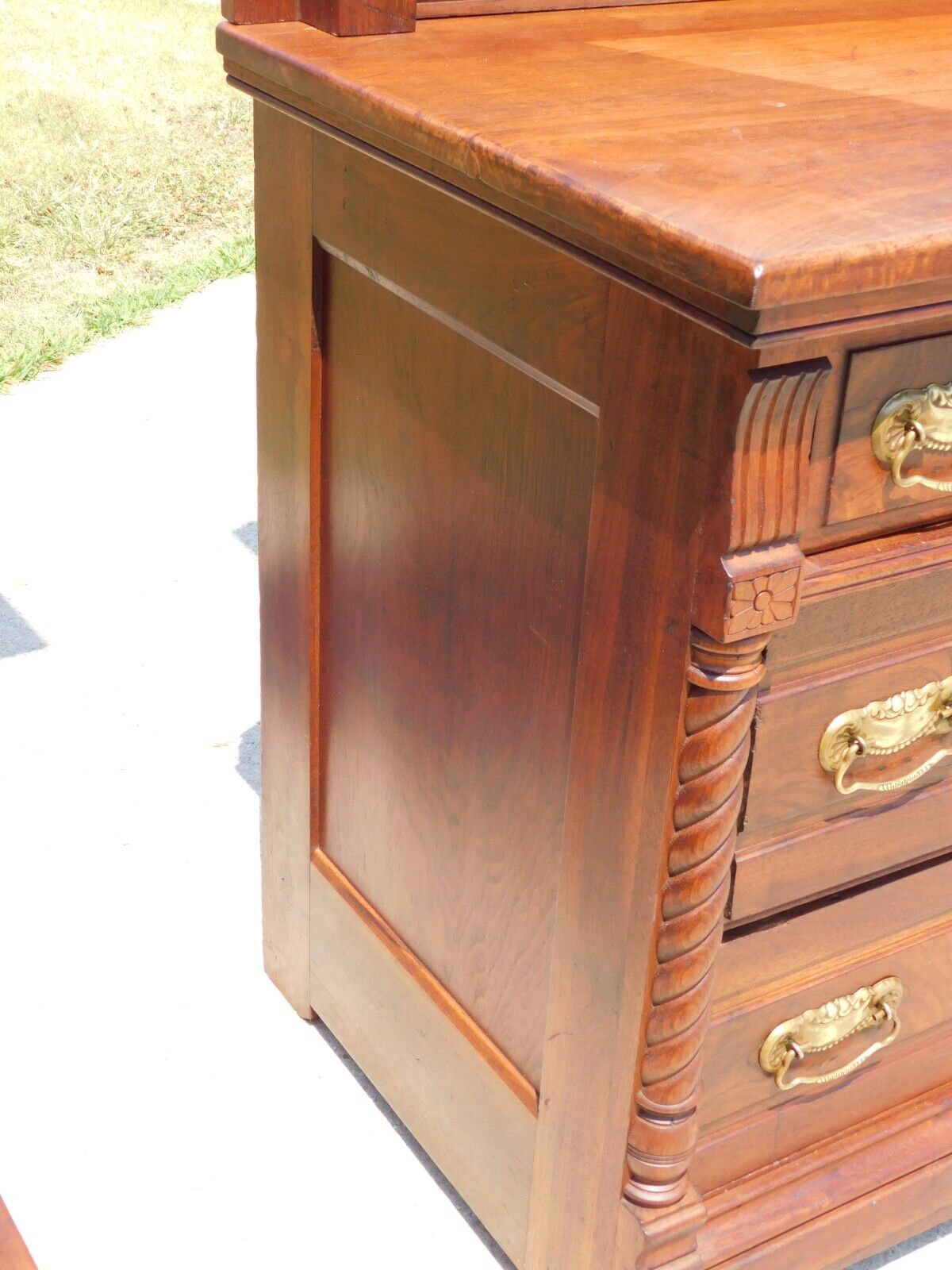 2 Piece Walnut Victorian Aesthetic Bed Room Set~~Bed~~Dresser