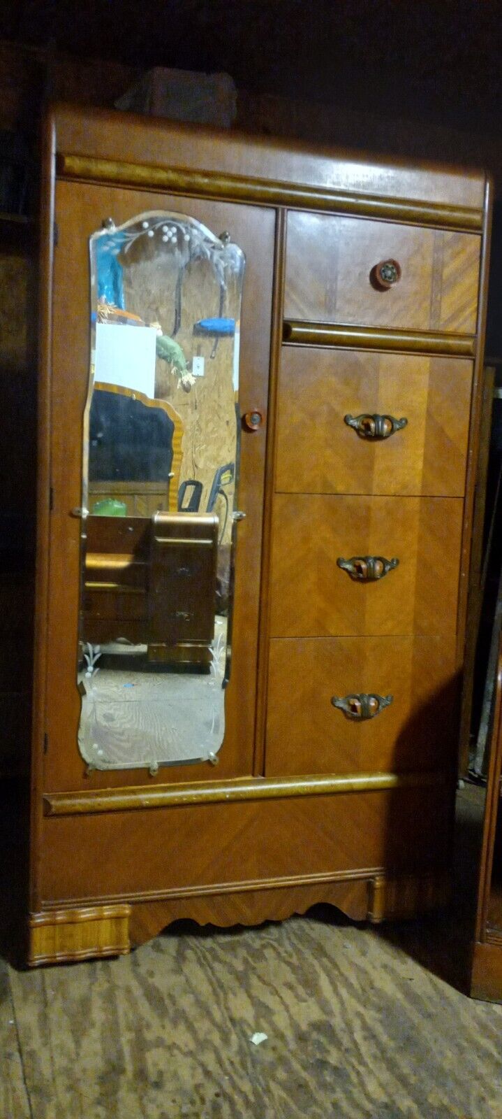 5 Piece Antique Bedroom Set Armoire Vanity Headboard Footboard Knightstands