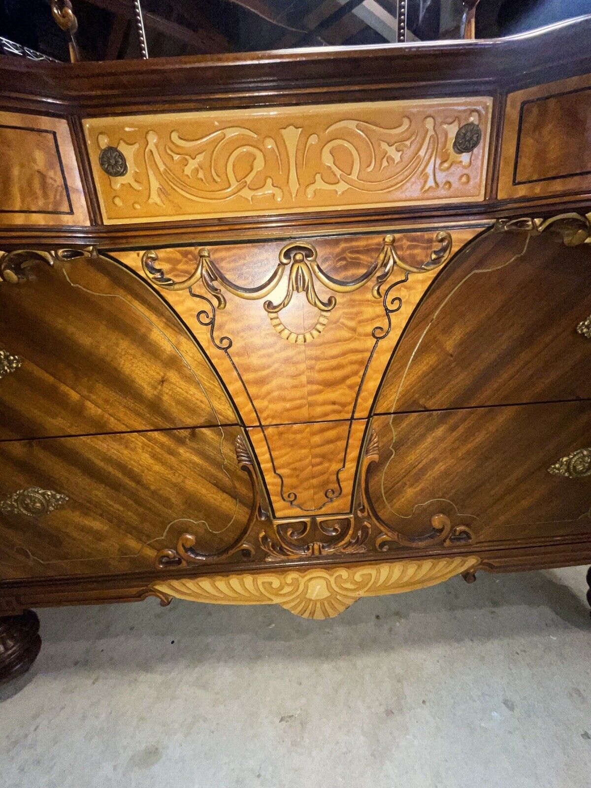 Antique 1920’s-30’s Bedroom Set High Boy Dresser-Mirrored Dresser Full Bed