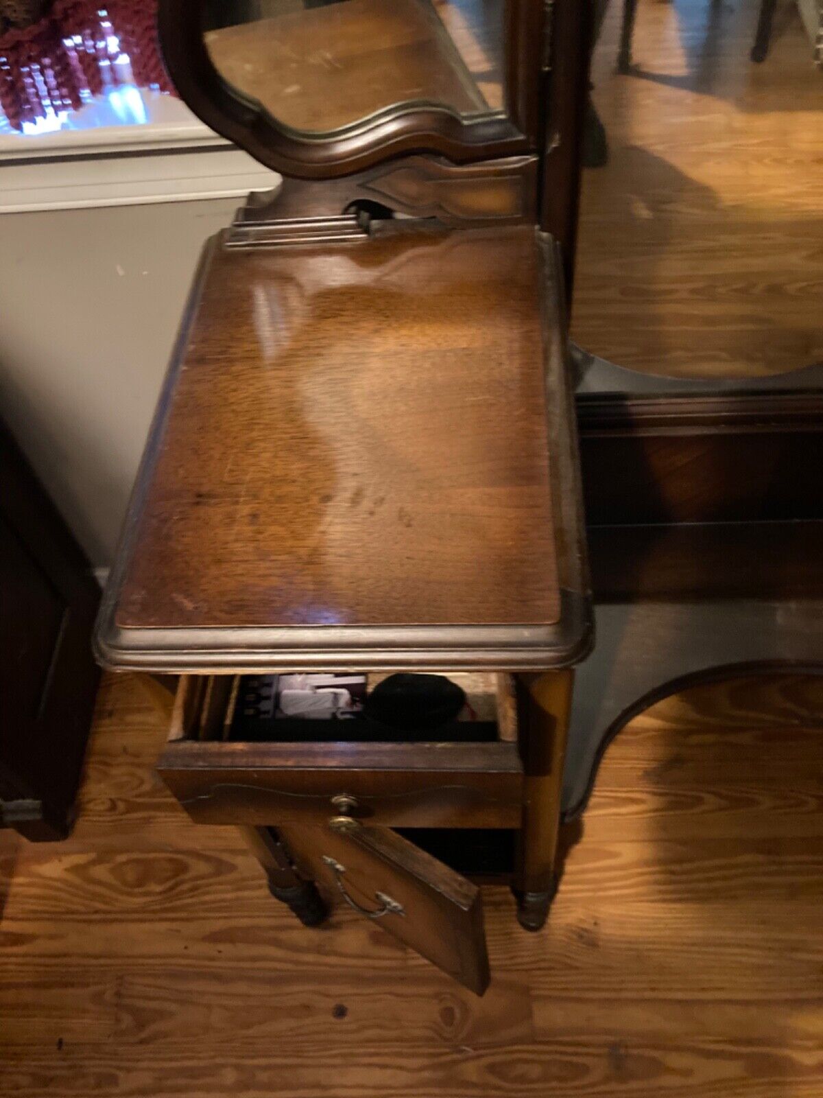 1920s Antique/vintage 5-piece full size bedroom set