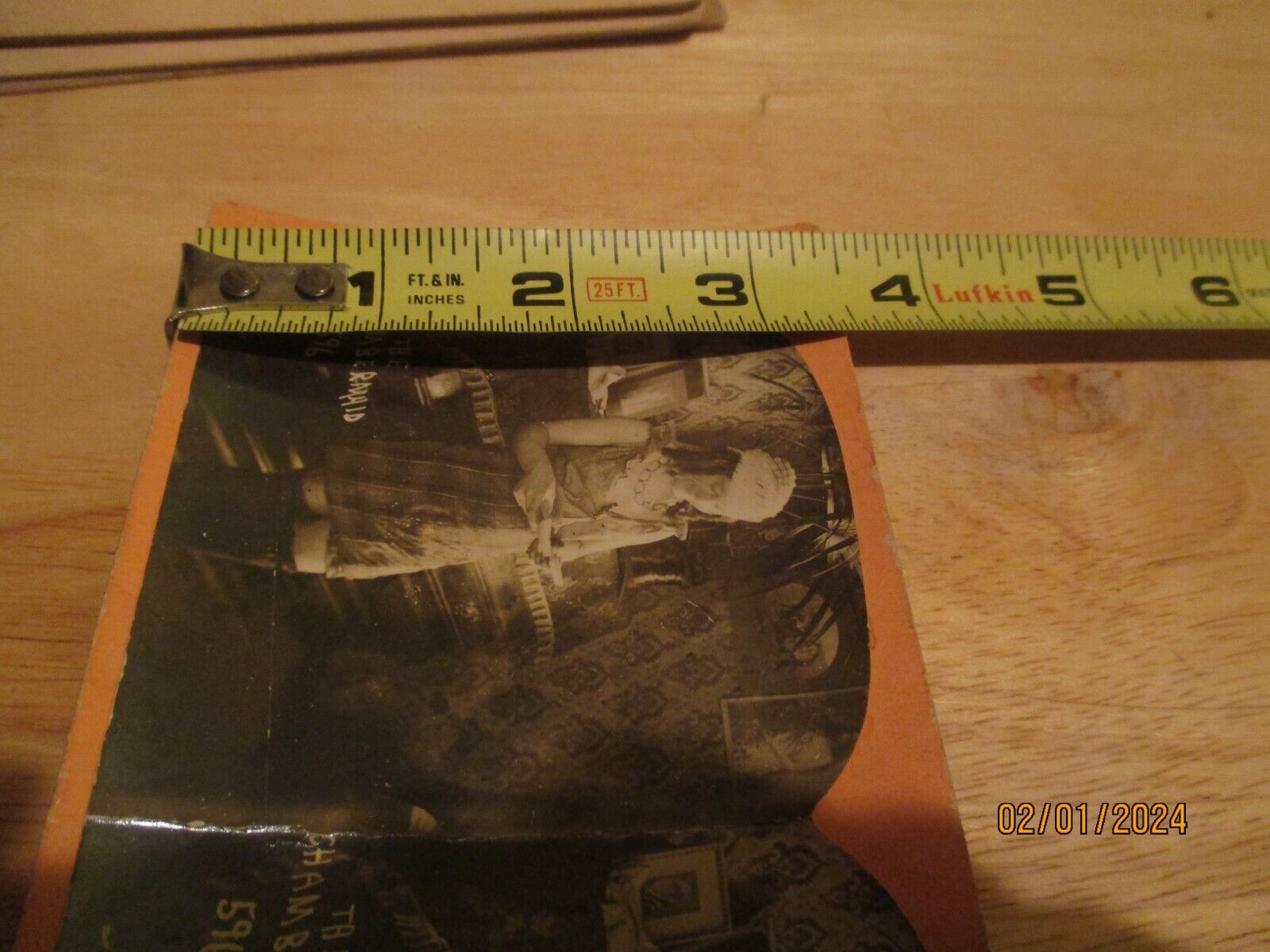 CA 1800s STEREOVIEW CARD THE CHAMBERMAID MAID IN UNIFORM CLEANING BEDROOM