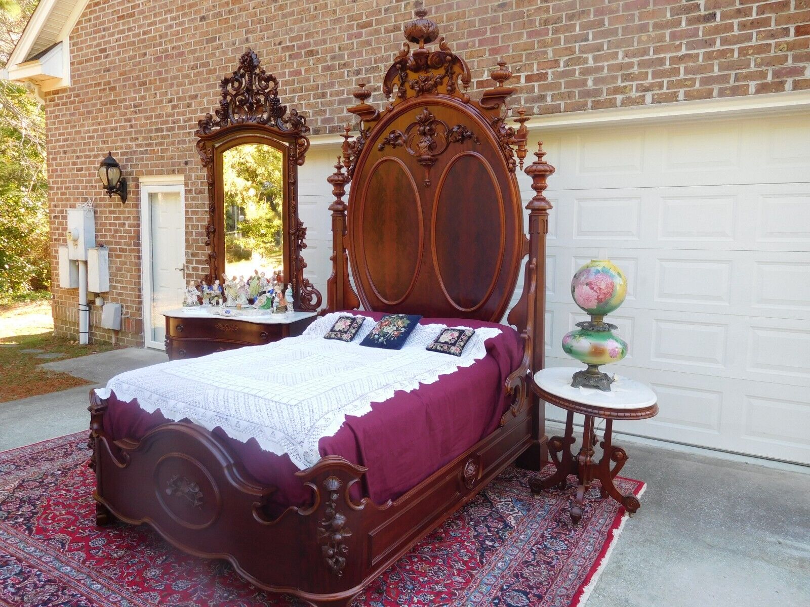 HIGHEST GRADE VICTORIAN MITCHELL & RAMMELSBERG QUEEN SIZE BEDROOM SET