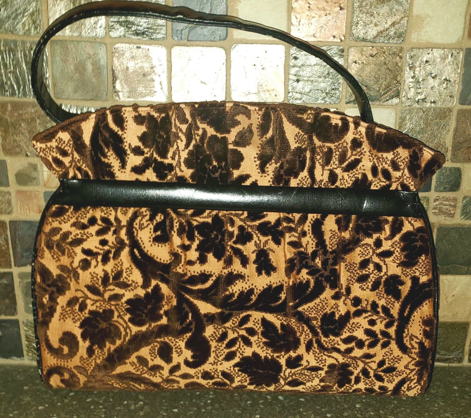 Vintage Spanish Floral Tano Handbag - 1900s