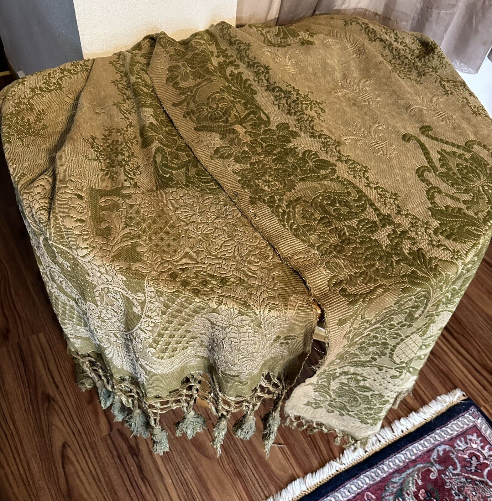 Vintage Fleur-de-lis Green Fringed Piano Coverlet