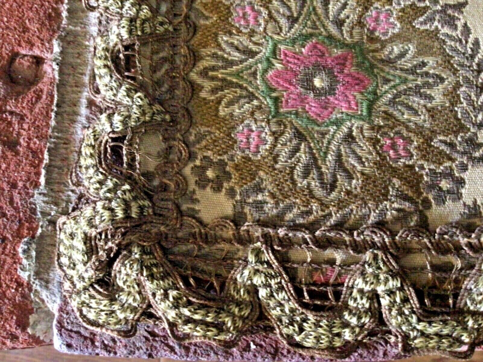 Early 1900s Velvet Tapestry Decorative Placemat