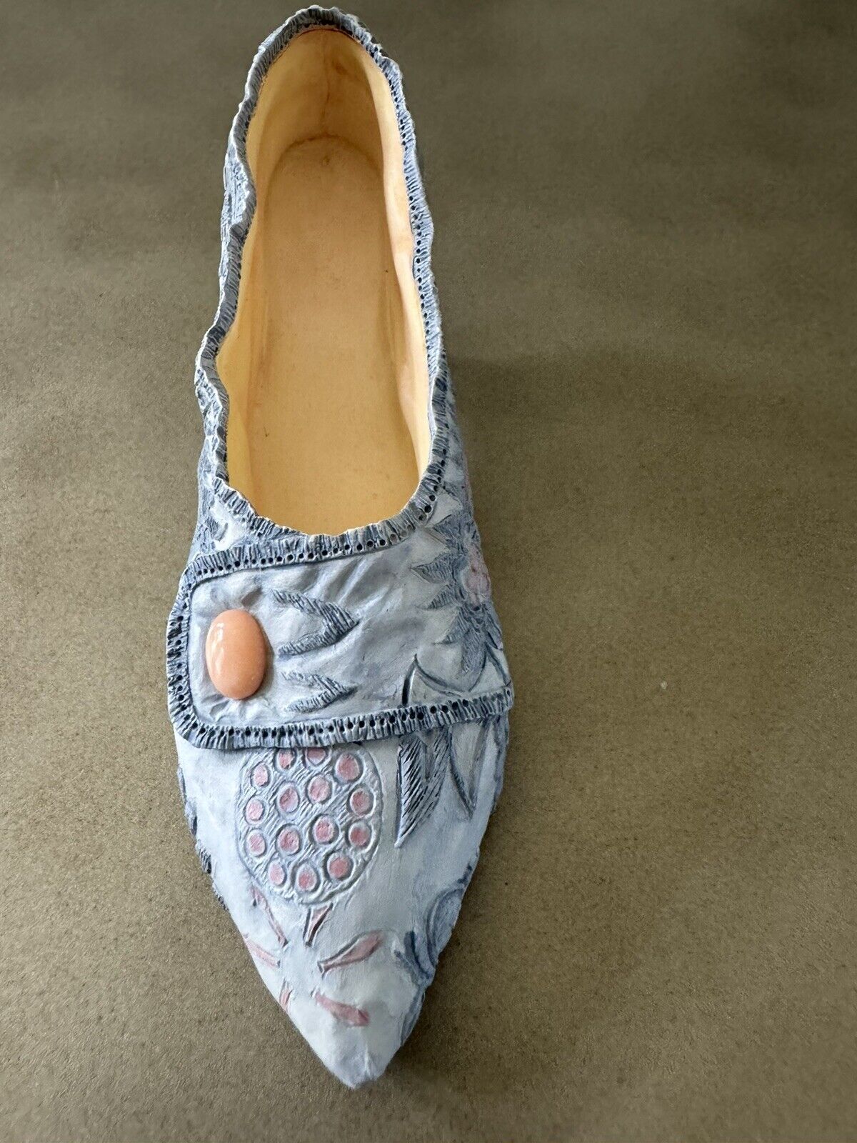 Raine Just The Right Shoe: Lavish Tapestry 1760