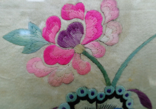 Qing Dynasty 1700s Qianlong Silk Embroidered Panel