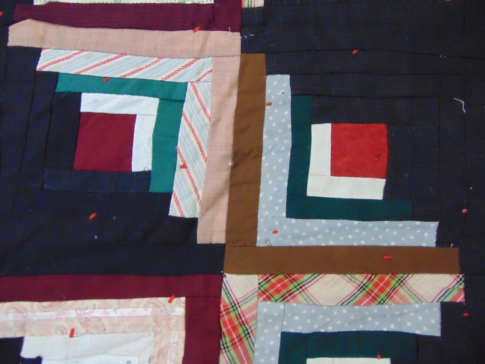 Log Cabin Pattern Quilt - 1900s Wool 52x83
