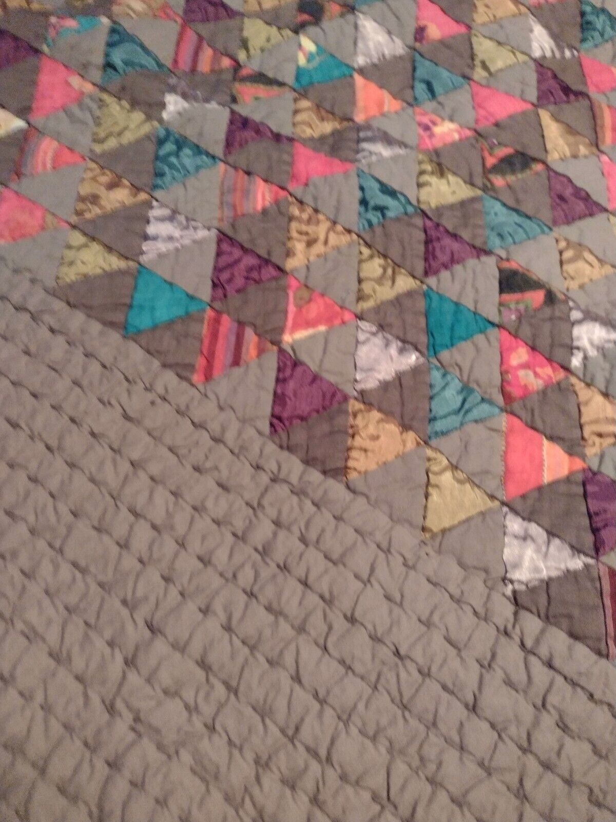 Charming Vintage Triangle Quilt in Purple and Gold