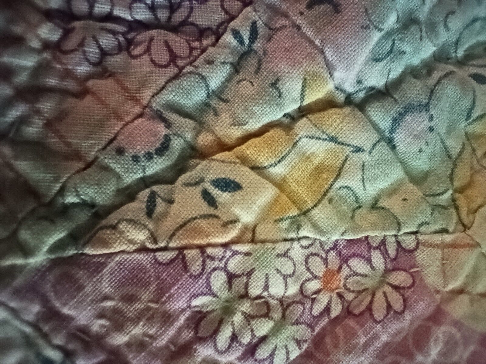 Antique Amish Hand-Pieced Quilt from 1900s
