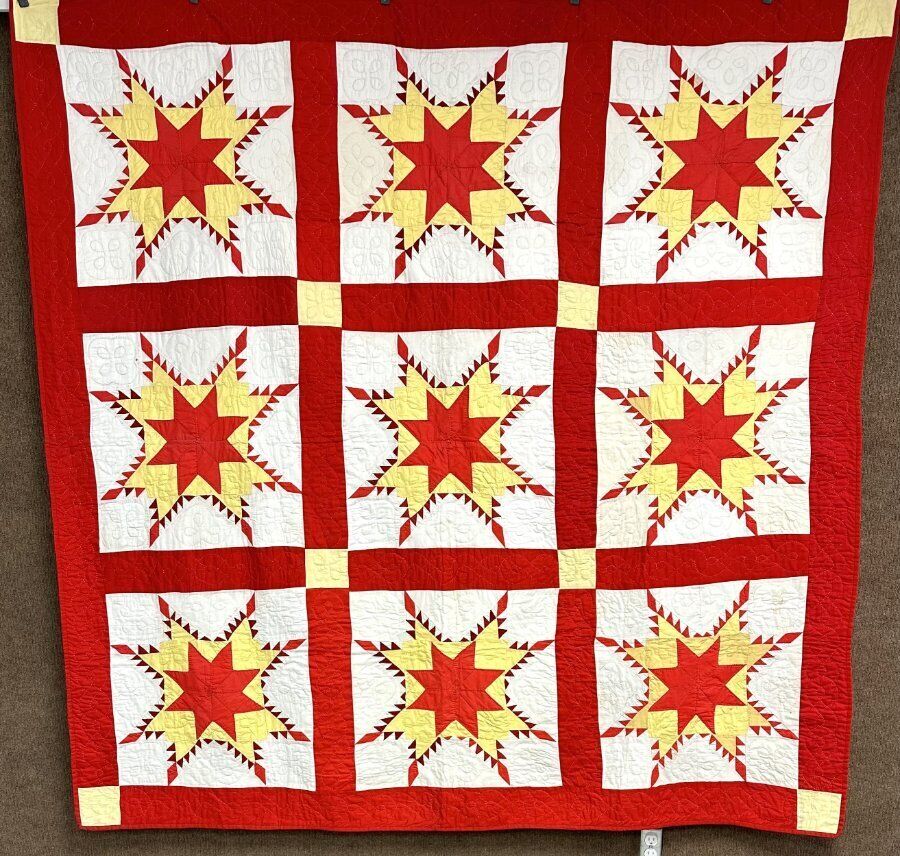 Vintage 1900s Feather Star Quilt - Rare Find
