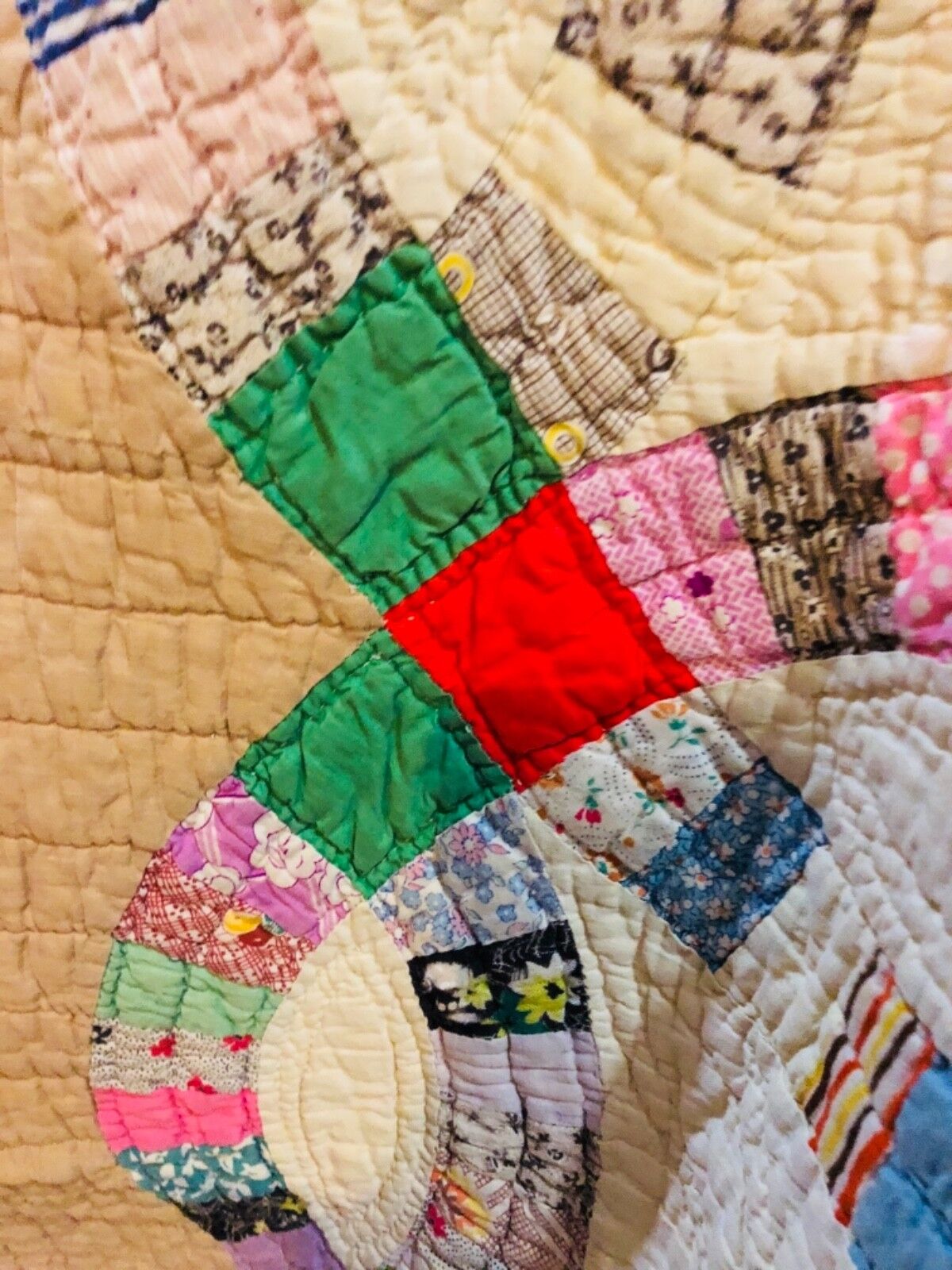Antique Wedding Ring Quilt from Early 1900s