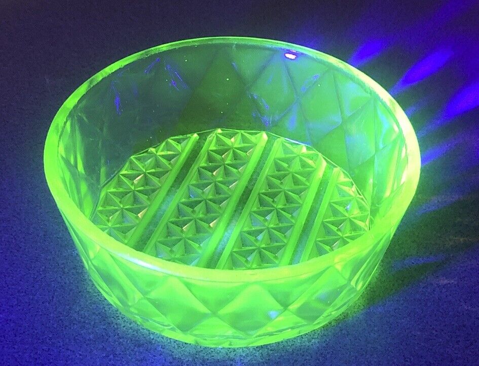 1800s Bryce Brothers Yellow Uranium Glass Bowl