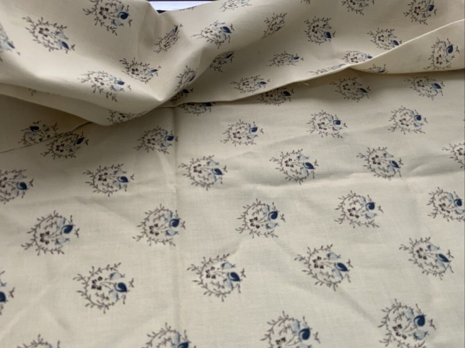 Molly B's 1800s One Yard Fabric Pattern