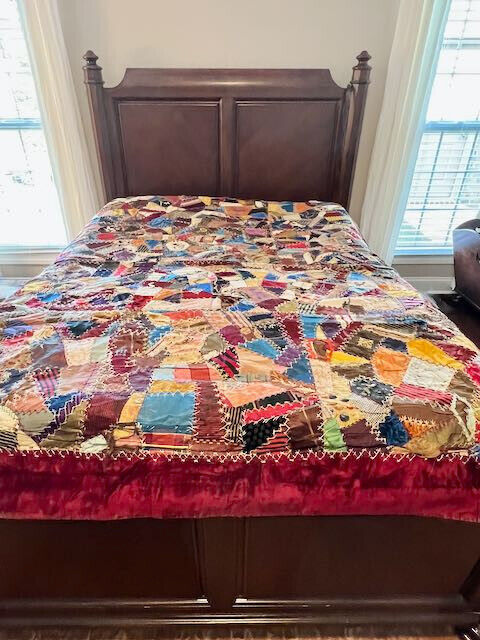 Early 1900s Large Queen Crazy Quilt Stitched Silk