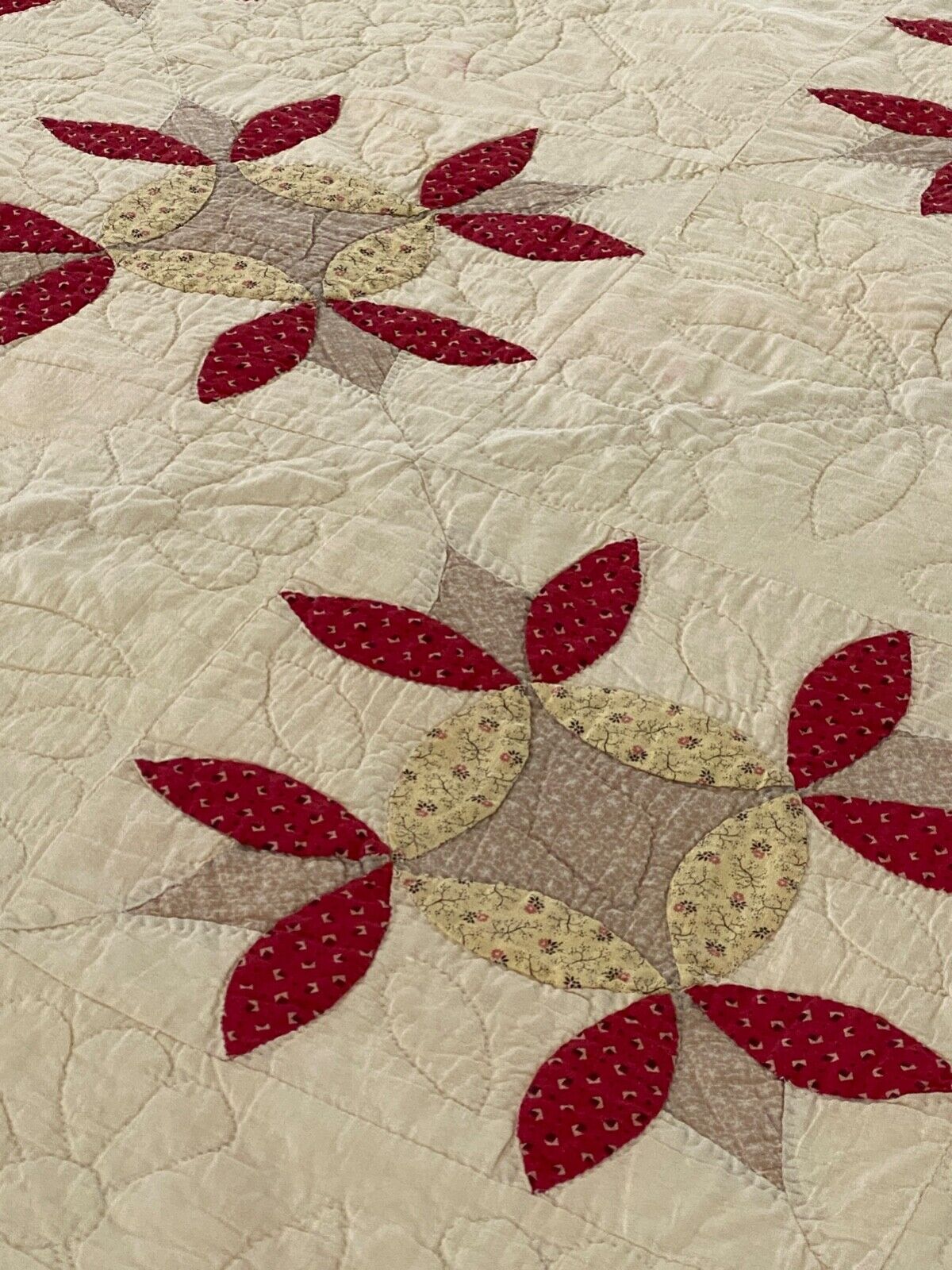 Antique King Size Applique Quilt, Circa 1900s