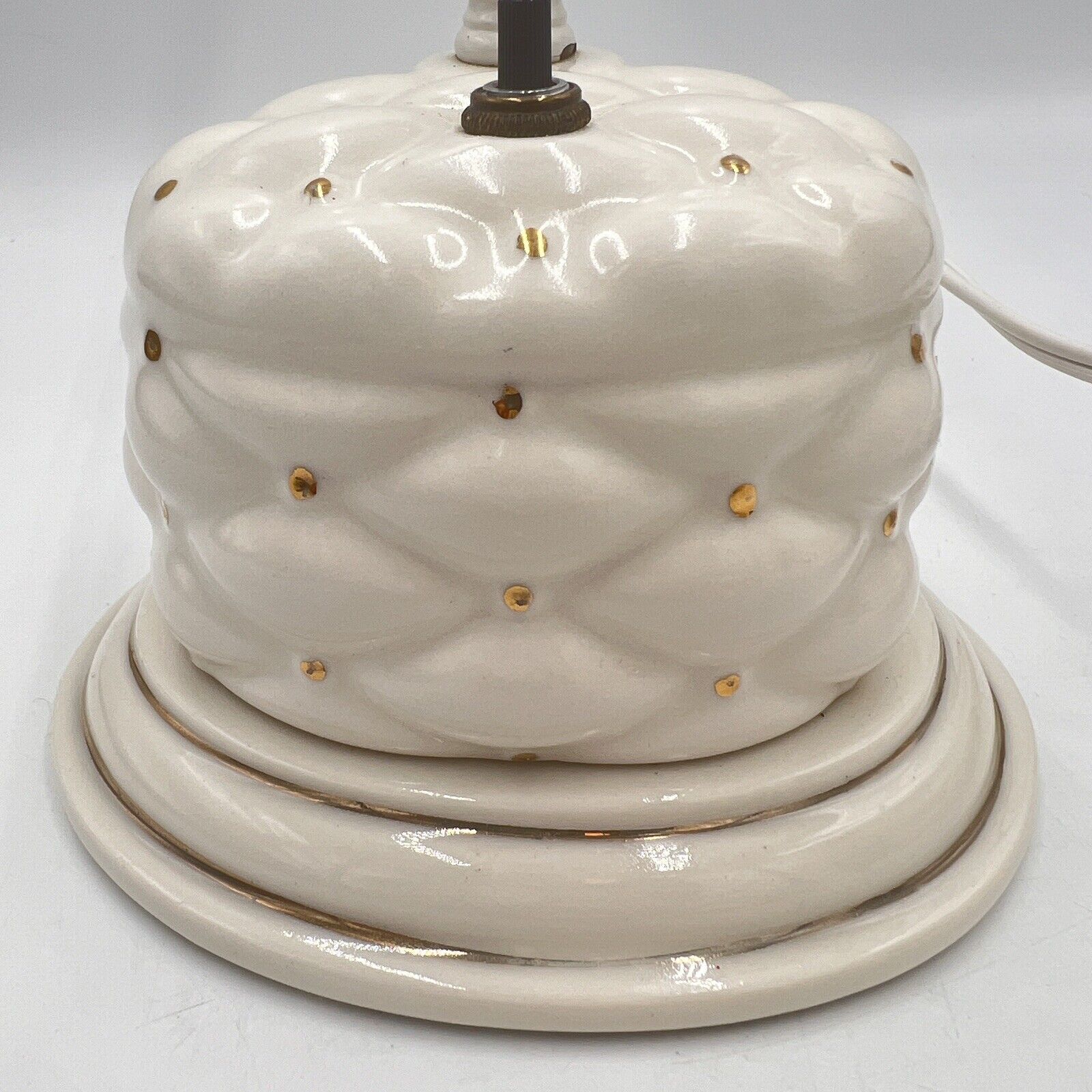 Victorian Quilted Porcelain Bedside Lamp with Gold