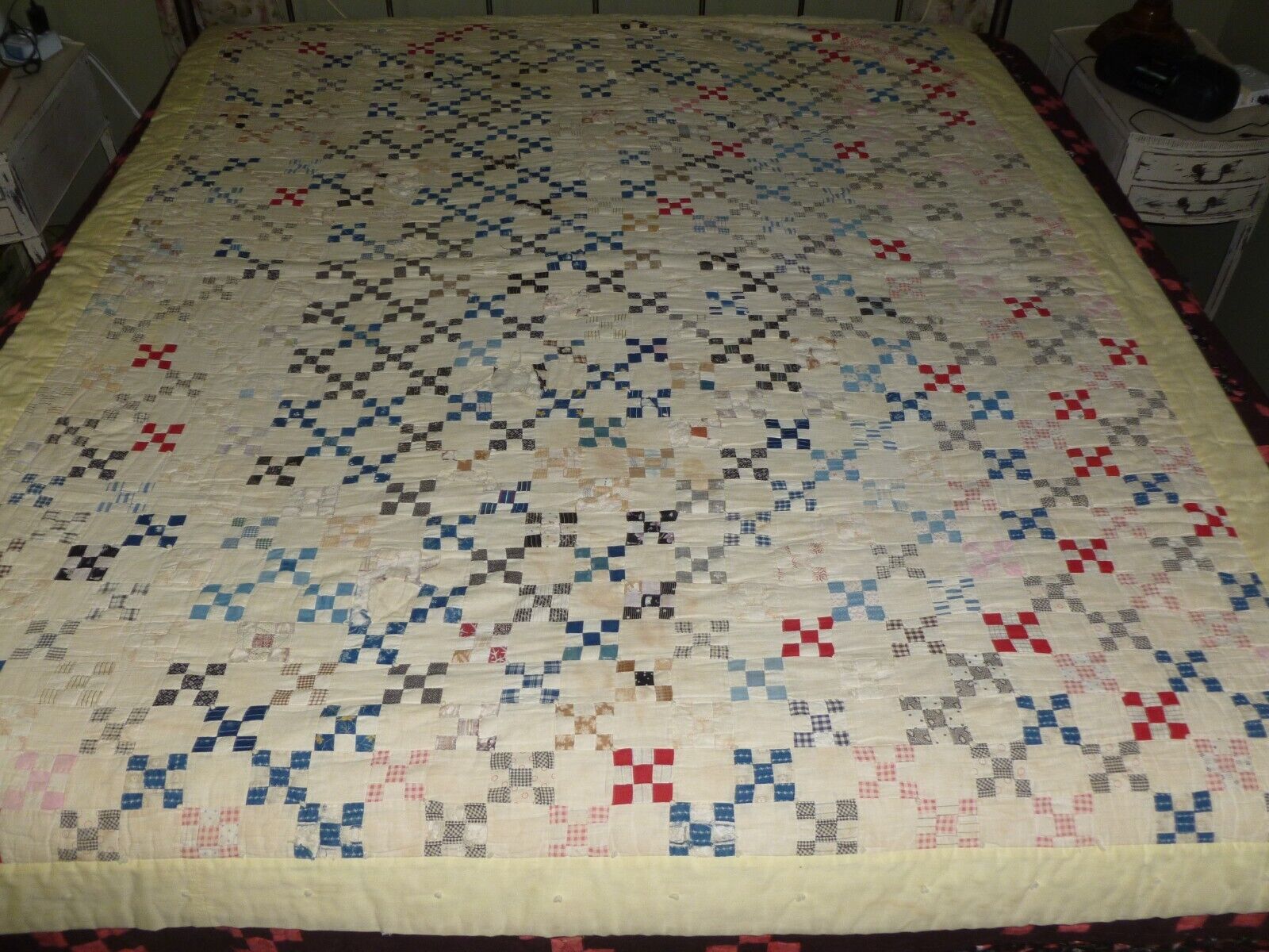 Early 1900s Nine Patch Antique Quilt
