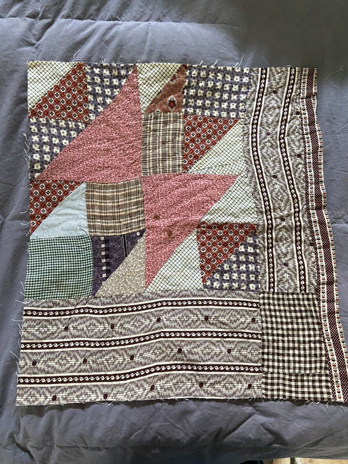Vintage Quilt Fragment, Late 1800s, 17"x19