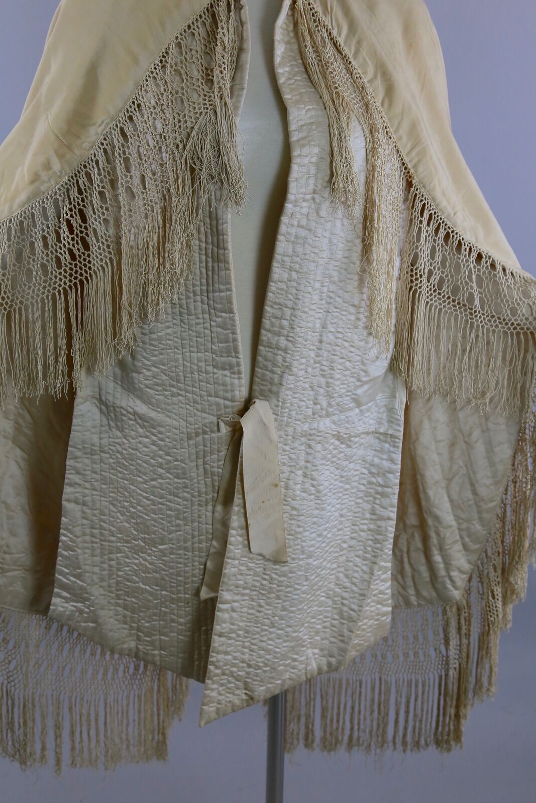 Victorian Ruched Cape with Quilted Lining
