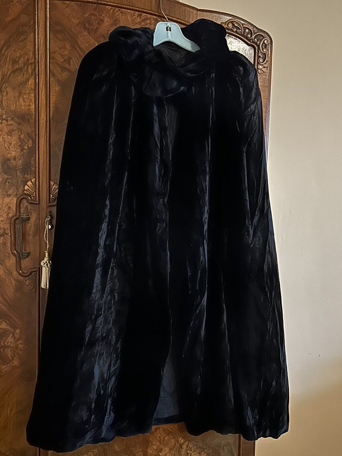 Edwardian Velvet Quilted Antique Opera Cape