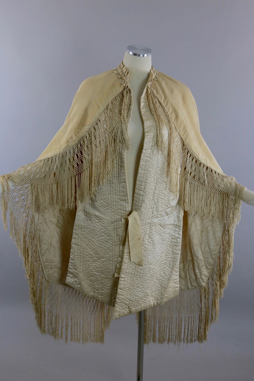 Victorian Ruched Cape with Quilted Lining