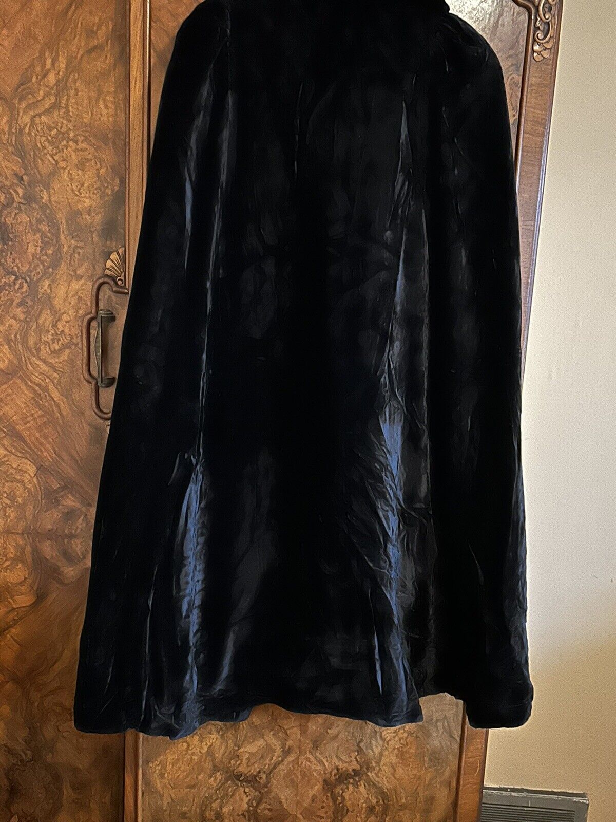 Edwardian Velvet Quilted Antique Opera Cape