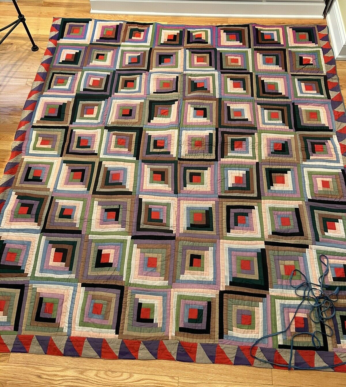 1830s Amish Log Cabin Quilt with Flying Geese