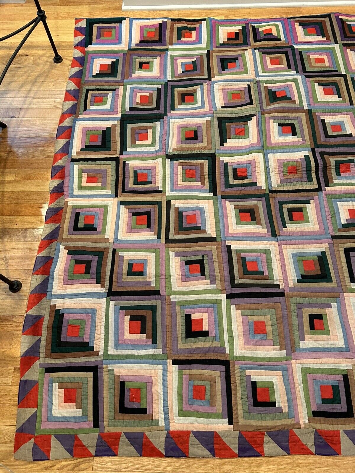 1830s Amish Log Cabin Quilt with Flying Geese
