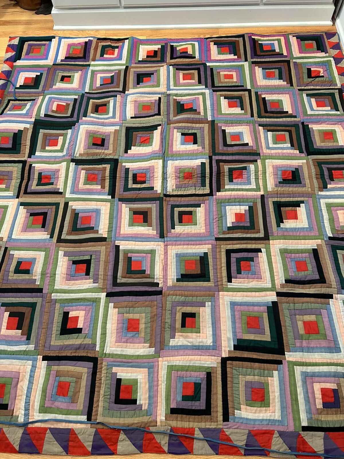 1830s Amish Log Cabin Quilt with Flying Geese