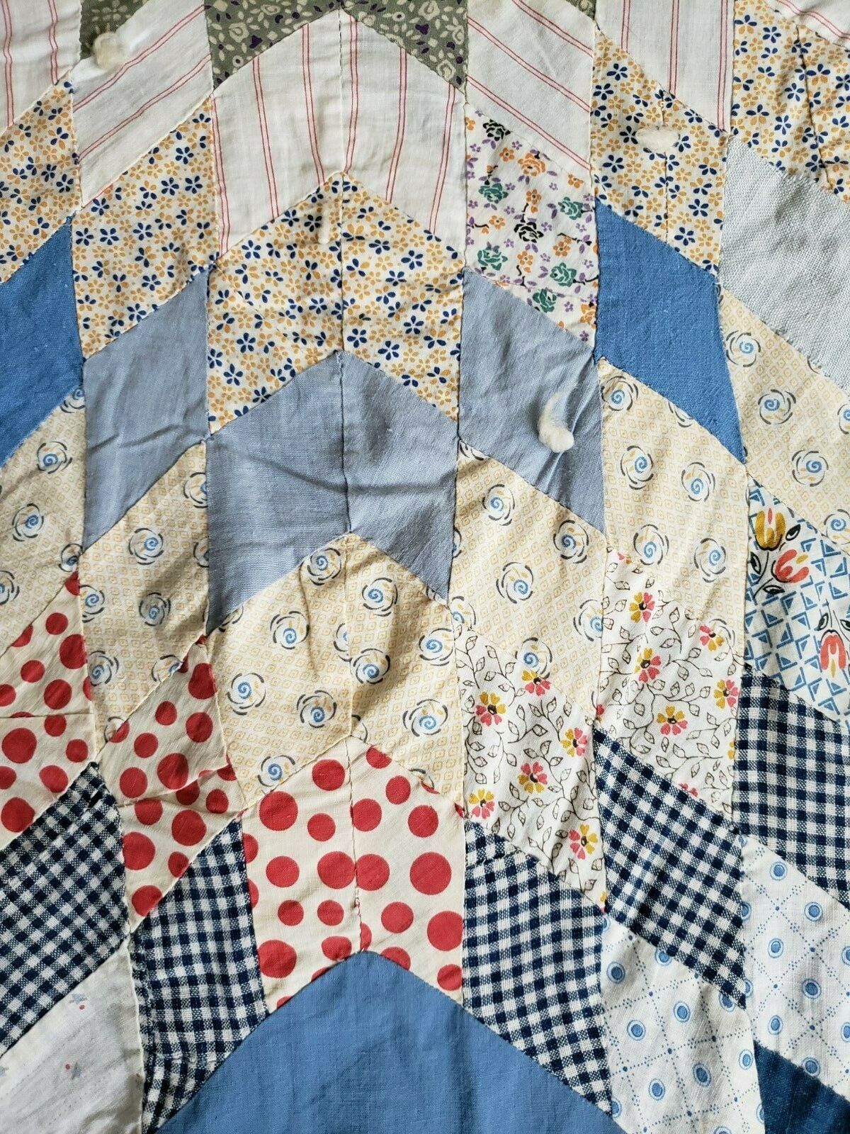1800s Handmade Star Quilt - 67" x 71