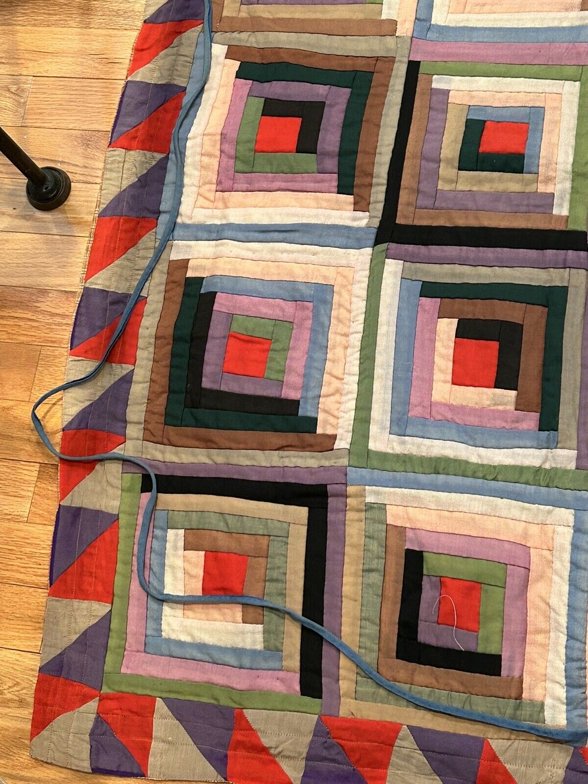 1830s Amish Log Cabin Quilt with Flying Geese