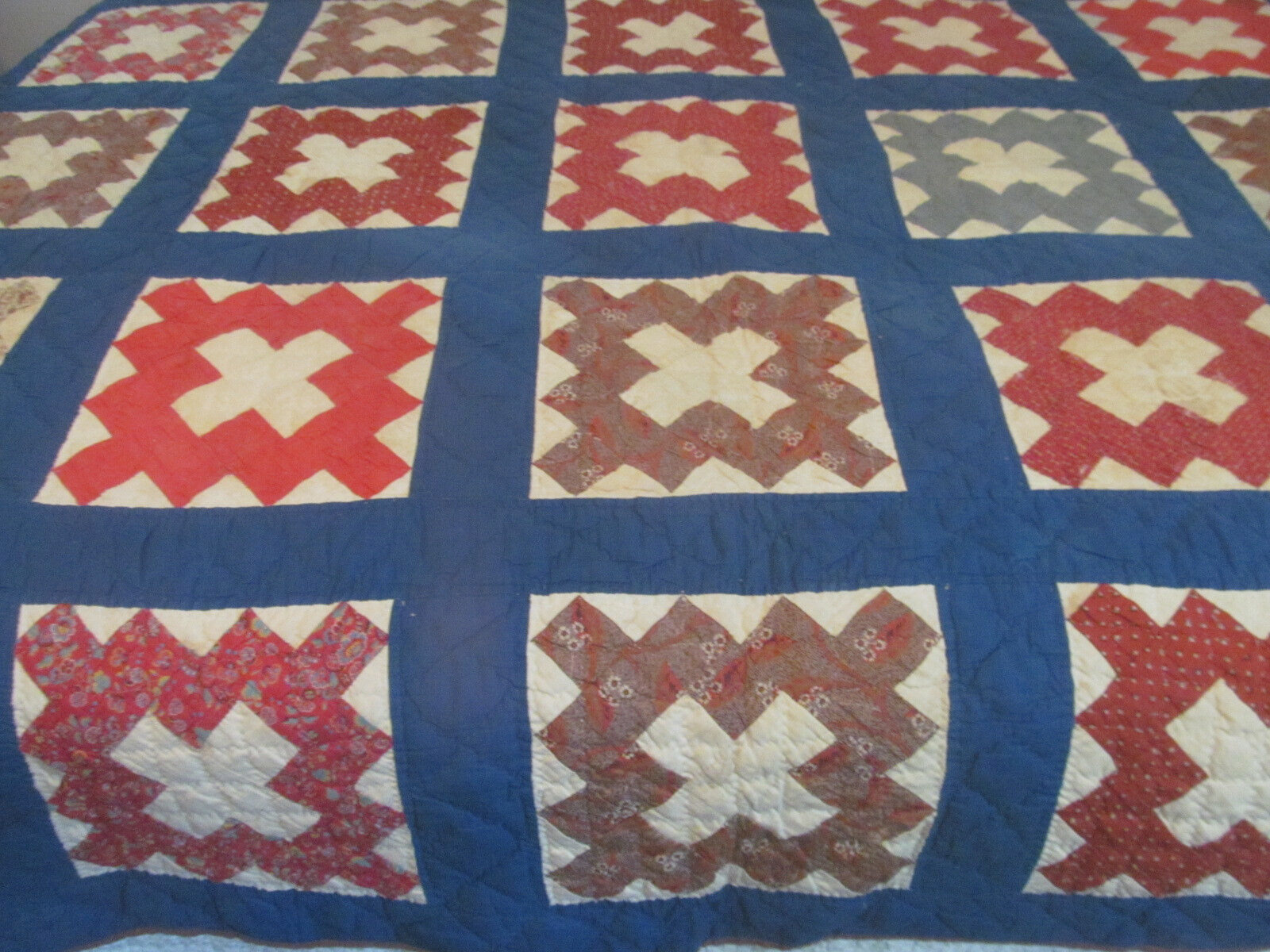 Vintage Handmade Chimney Sweep Quilt with Blue Border