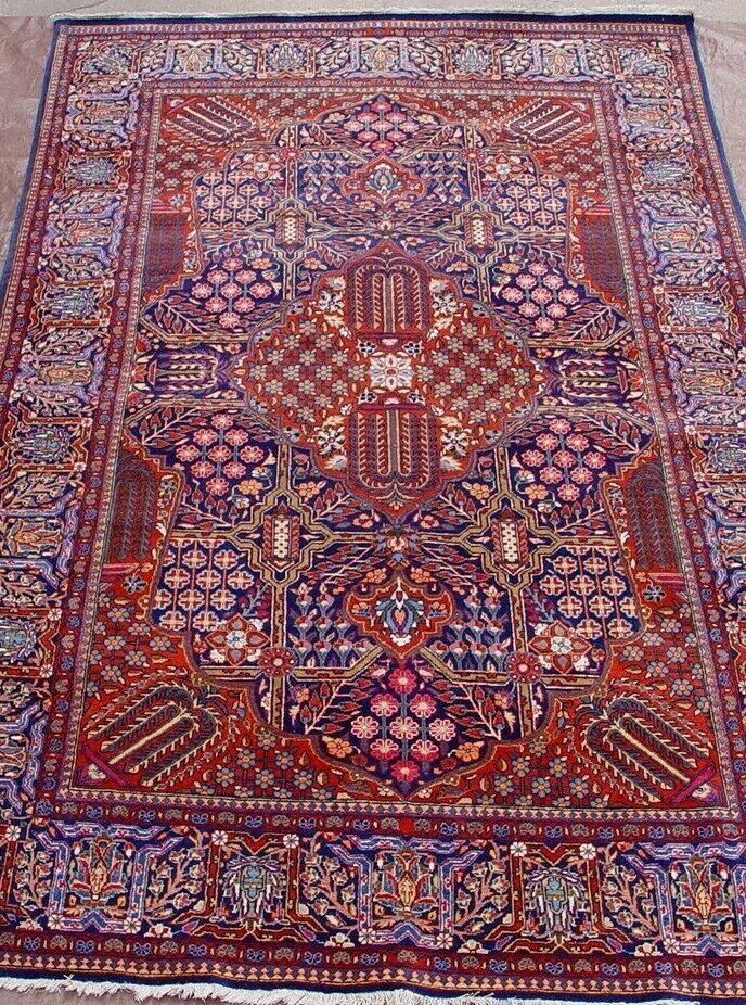 Antique 1900s Hand-Knotted Kashan Wool Rug