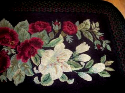 Handmade Early 1900s Hooked Rug with Roses