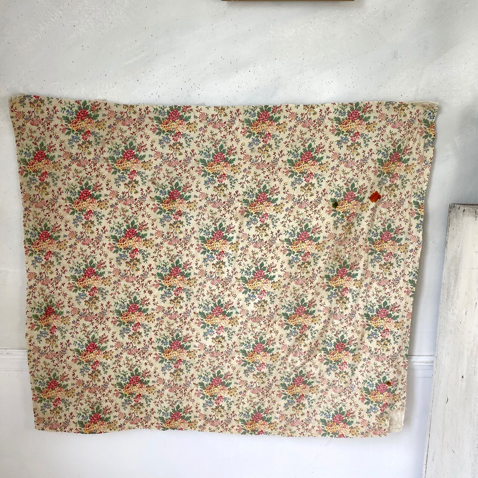 Vintage Floral Quilted Fragment, French Design 1930s
