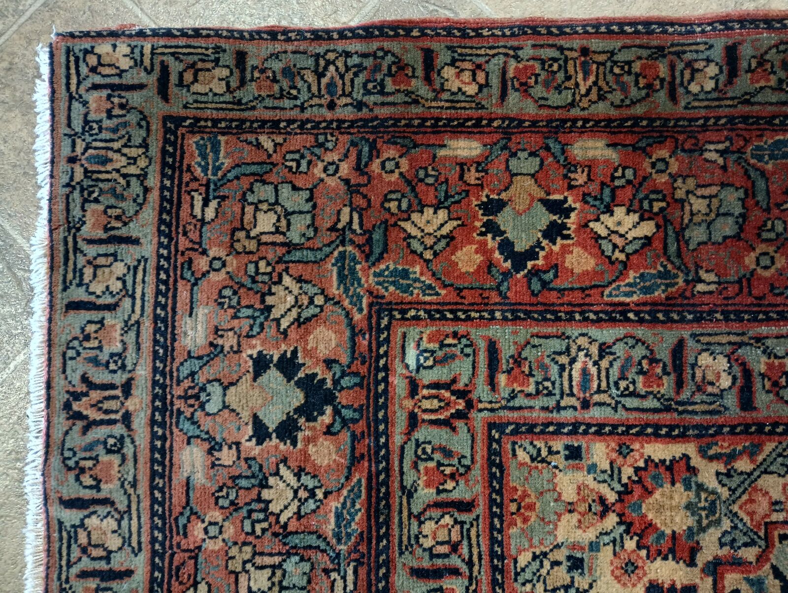 Authentic 1900s Persian Lavaar Rug 4' x 6