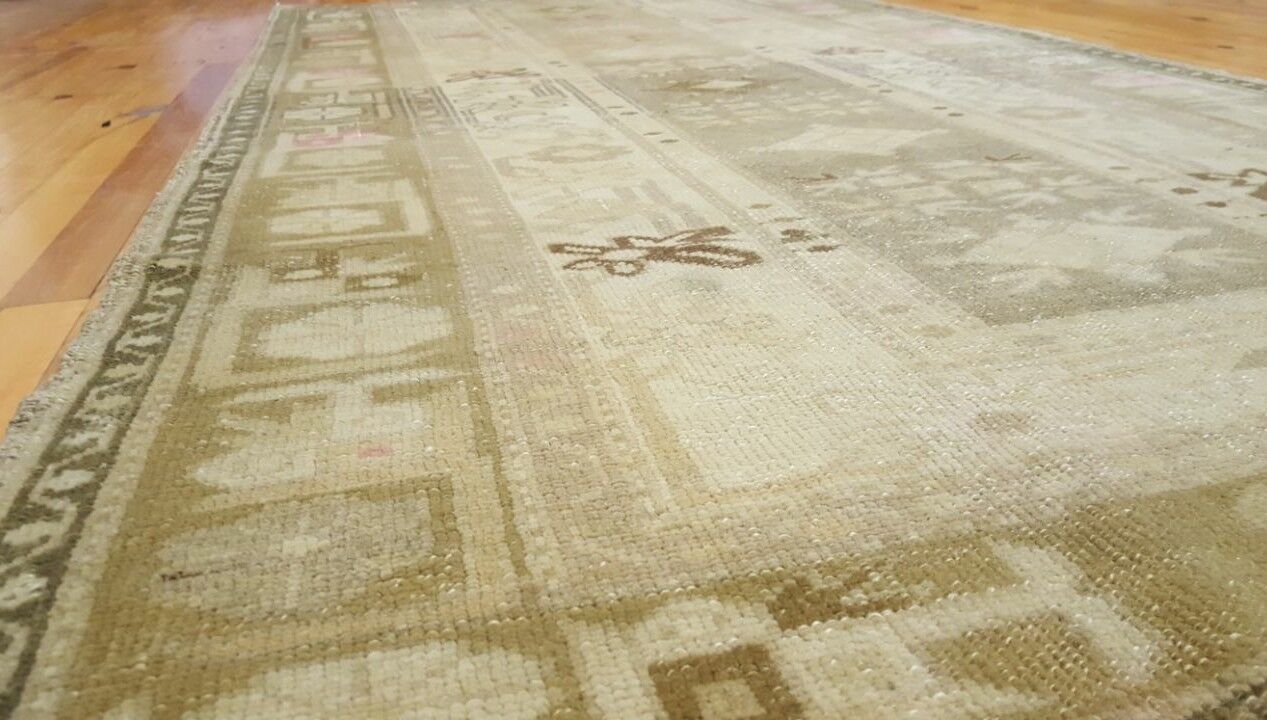 Antique Hand-Knotted Ushak Wool Rug 4x7ft