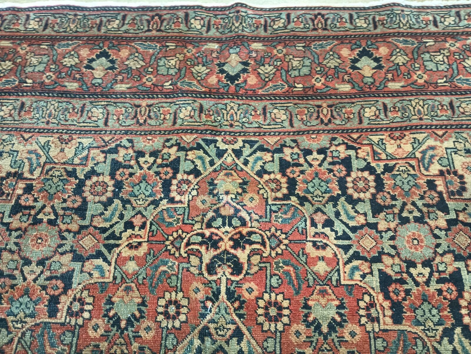 Authentic 1900s Persian Lavaar Rug 4' x 6