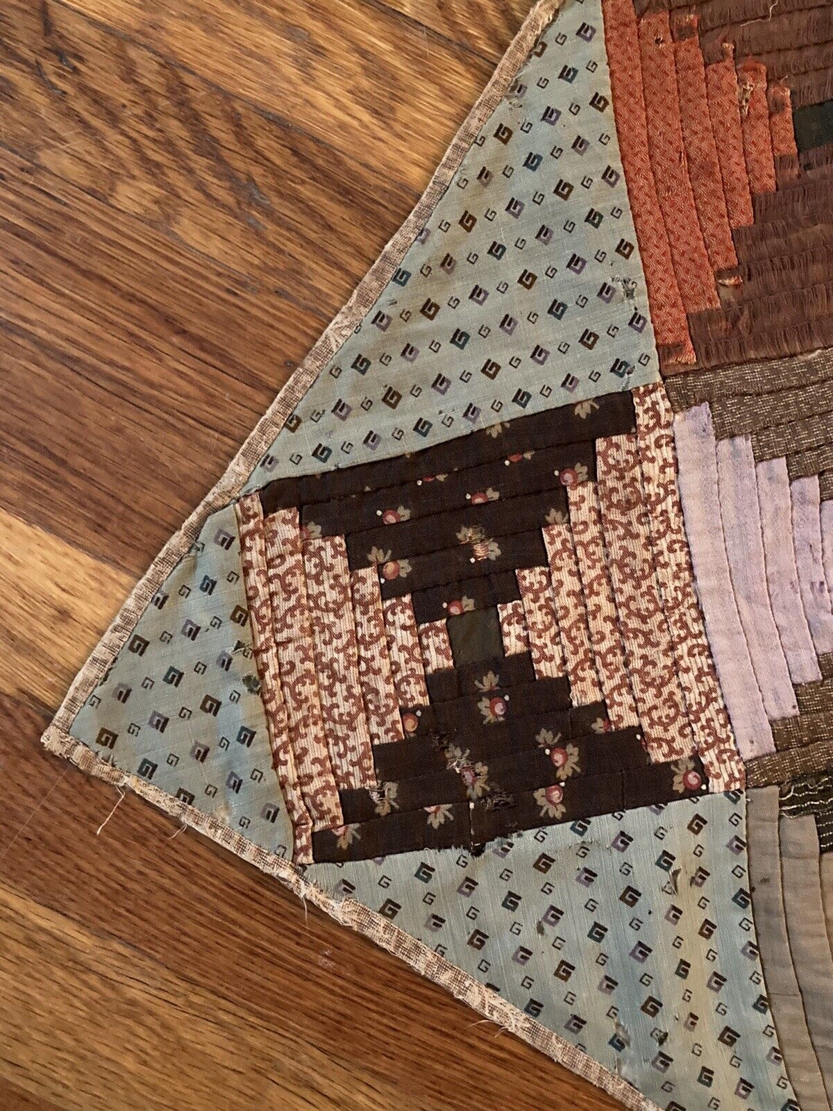 1800s Handmade Log Cabin Quilt Antique