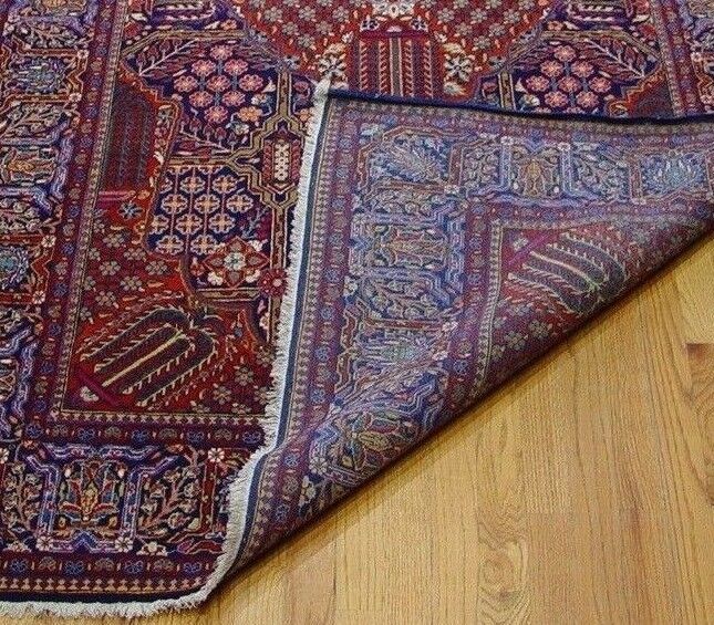 Antique 1900s Hand-Knotted Kashan Wool Rug