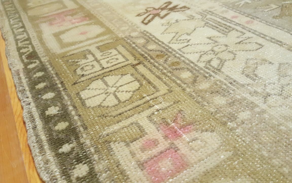 Antique Hand-Knotted Ushak Wool Rug 4x7ft