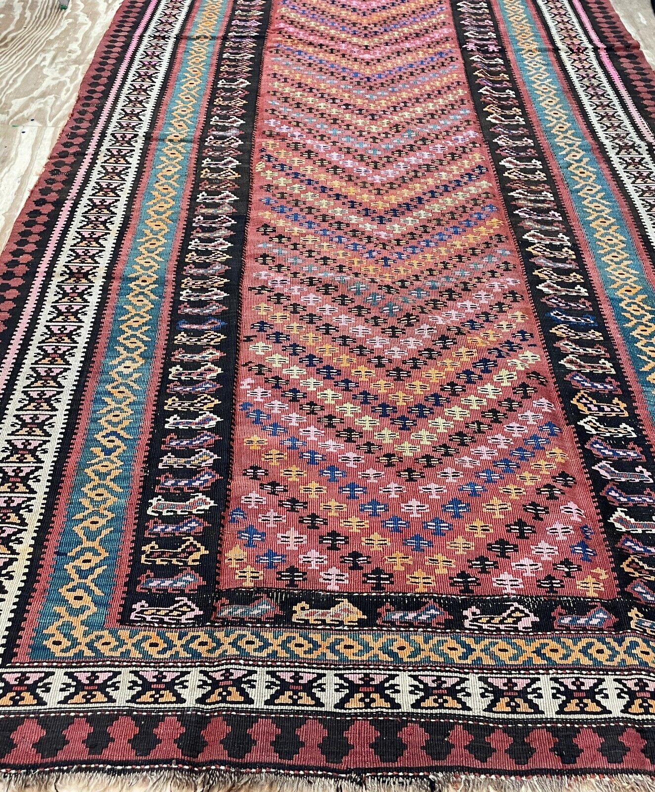 Vintage Turkish Kilim Flat Weave Rug, 5'6" x 10