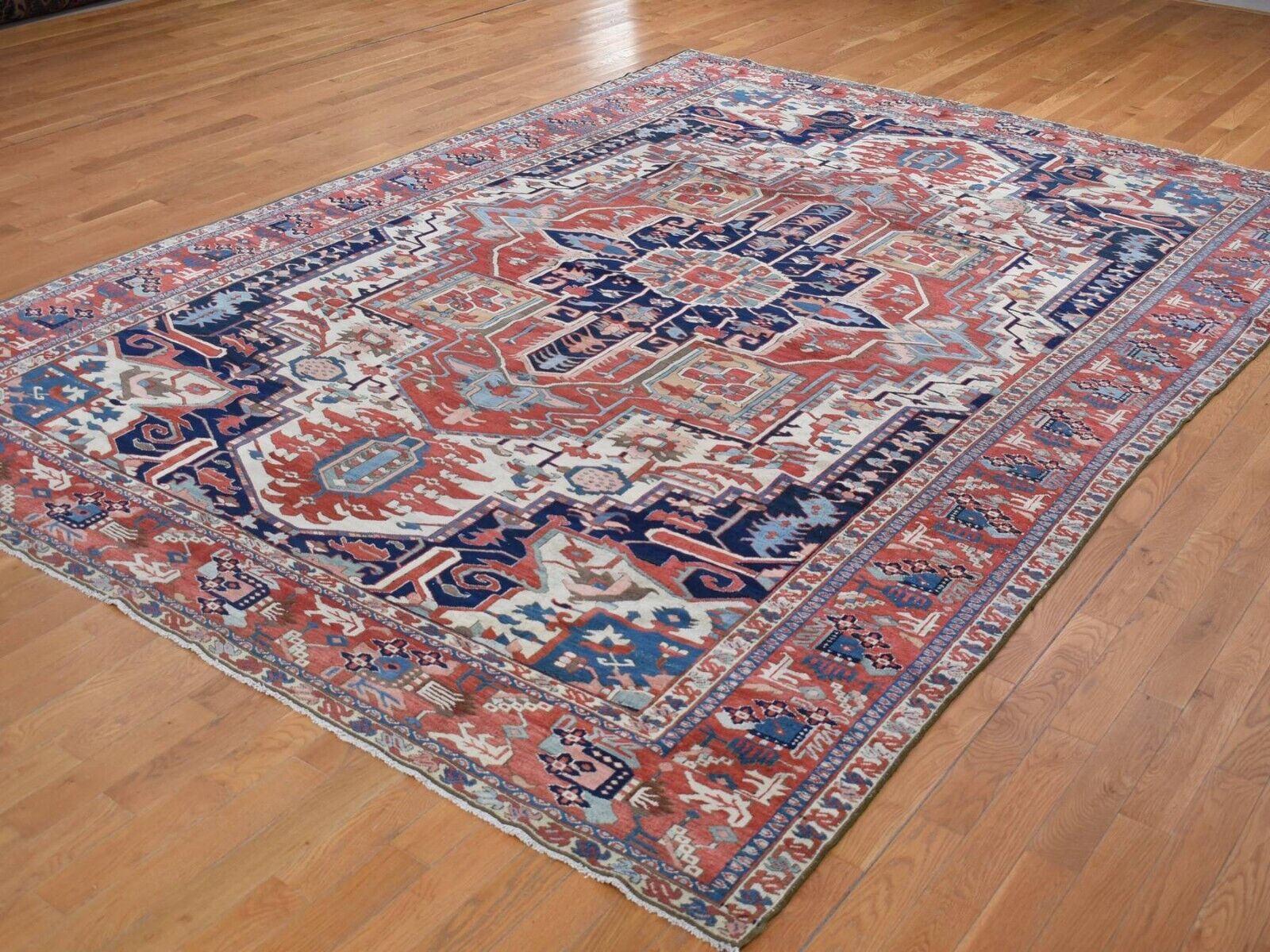 Antique Heriz Rug with Vivid Natural Dyes 8'10" x 12'5