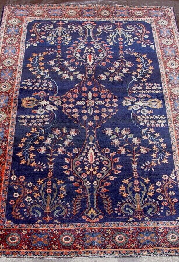 Antique 1900s Hand Knotted Saroukk Wool Rug